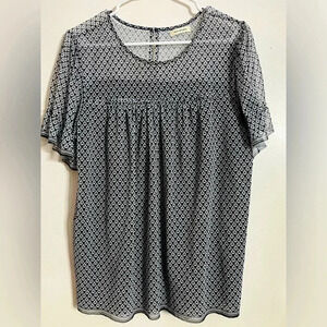 Max Studio women’s black and white blouse size large